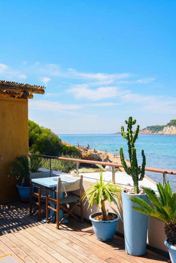 Hotel O Petit Monde Sanary-sur-Mer Exterior foto